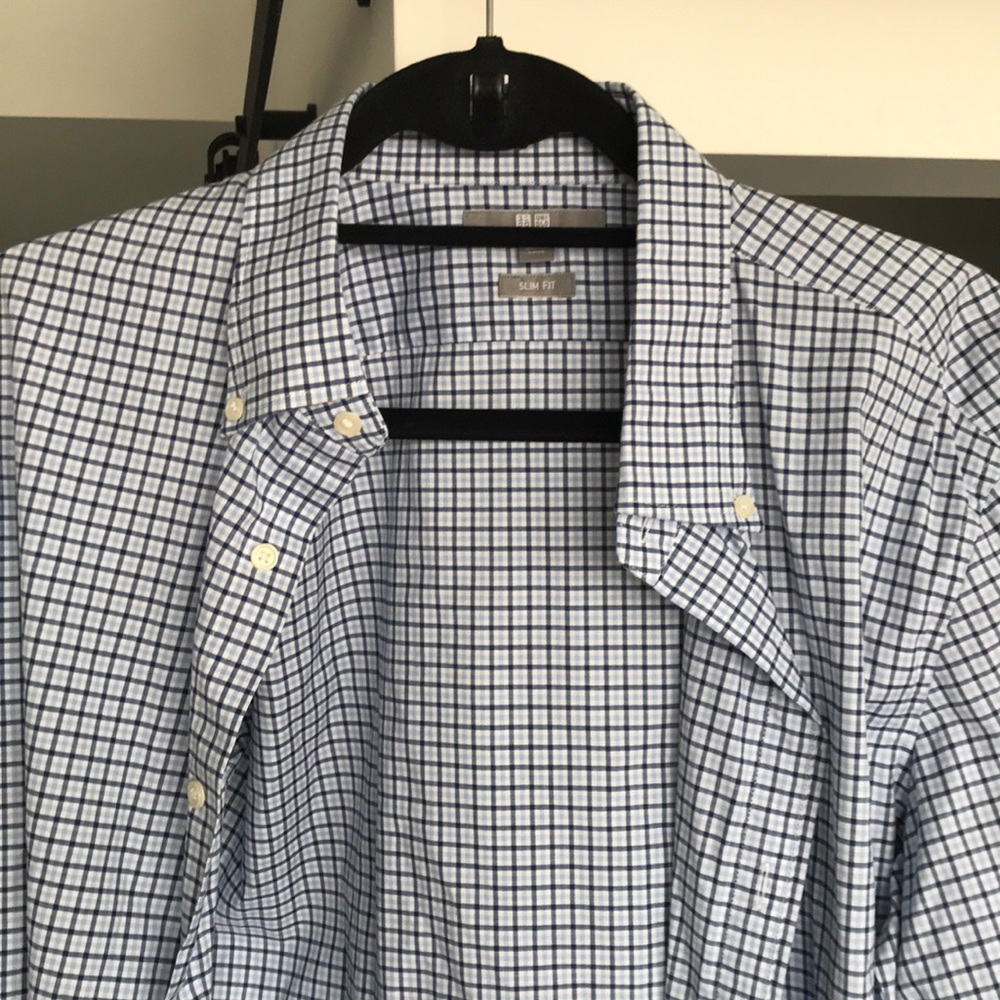 uniqlo button down